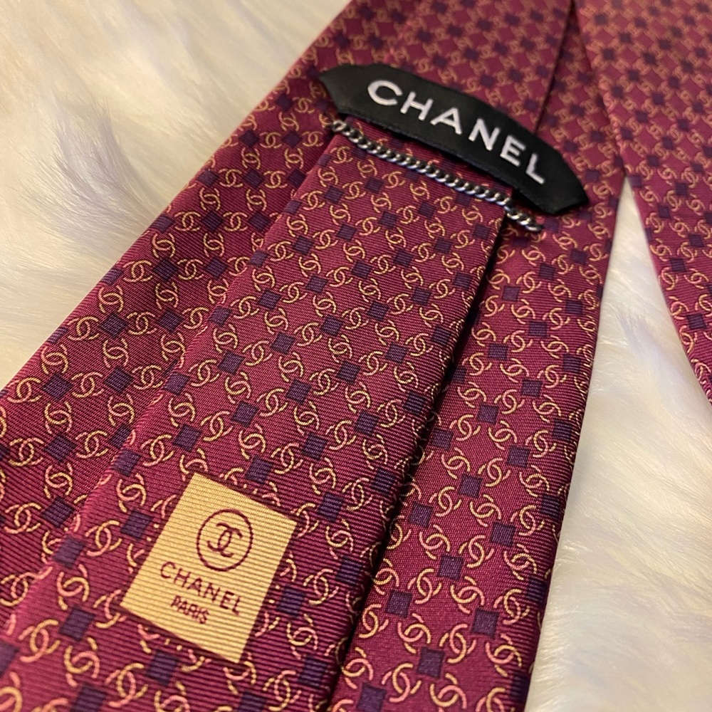 CHANEL Necktie Mens Silk Tie.